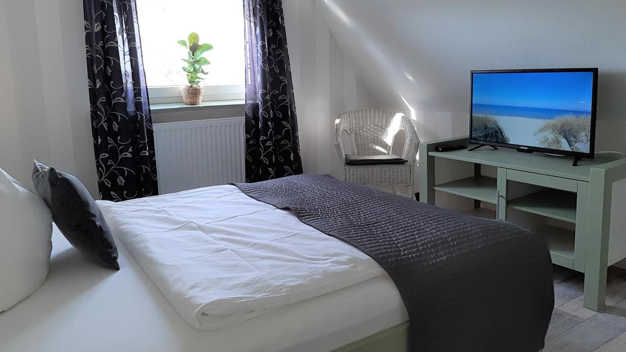 Urlaub Auf Der Insel Ruegen Apartment Bergen Auf Rugen Ruang foto